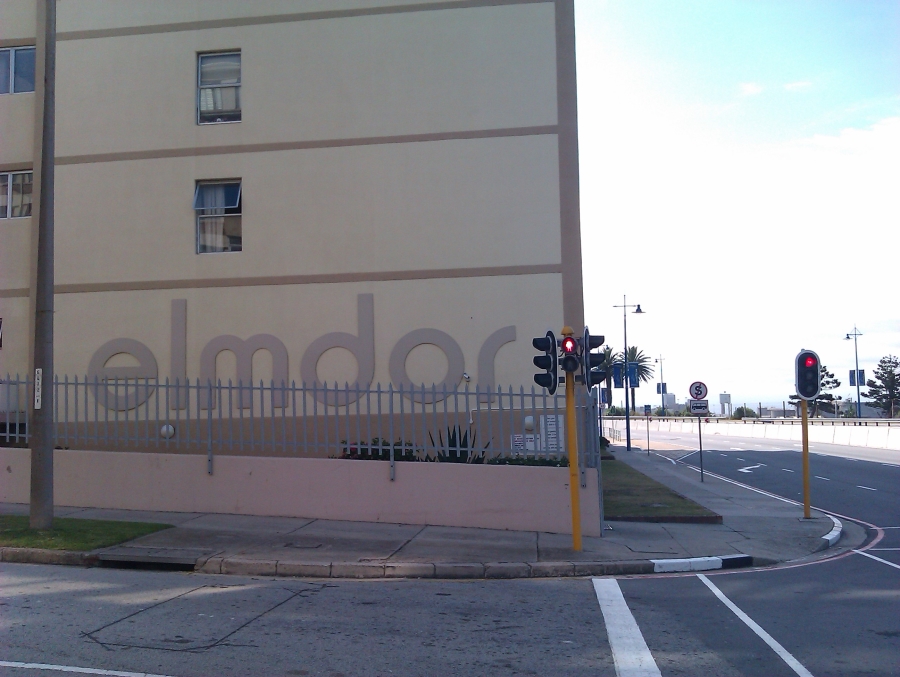 To Let 1 Bedroom Property for Rent in Humewood Eastern Cape